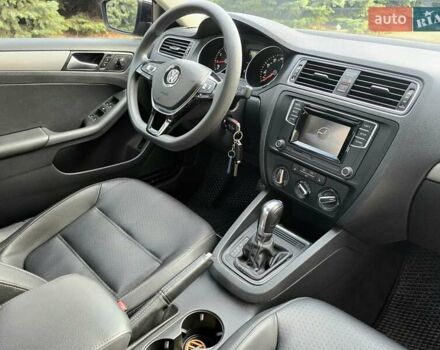 Черный Фольксваген Джетта, объемом двигателя 1.4 л и пробегом 126 тыс. км за 8900 $, фото 33 на Automoto.ua