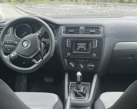 Черный Фольксваген Джетта, объемом двигателя 1.4 л и пробегом 200 тыс. км за 9700 $, фото 5 на Automoto.ua