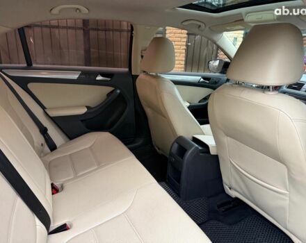 Черный Фольксваген Джетта, объемом двигателя 1.4 л и пробегом 160 тыс. км за 11990 $, фото 18 на Automoto.ua