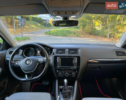 Черный Фольксваген Джетта, объемом двигателя 1.8 л и пробегом 115 тыс. км за 8500 $, фото 5 на Automoto.ua