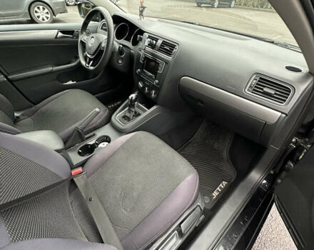 Черный Фольксваген Джетта, объемом двигателя 1.4 л и пробегом 175 тыс. км за 8999 $, фото 17 на Automoto.ua