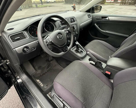 Черный Фольксваген Джетта, объемом двигателя 1.4 л и пробегом 175 тыс. км за 8999 $, фото 12 на Automoto.ua