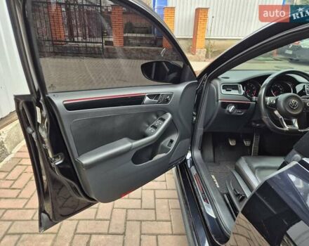 Чорний Фольксваген Джетта, об'ємом двигуна 2 л та пробігом 140 тис. км за 13000 $, фото 7 на Automoto.ua
