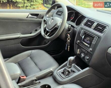 Черный Фольксваген Джетта, объемом двигателя 1.4 л и пробегом 126 тыс. км за 8900 $, фото 32 на Automoto.ua