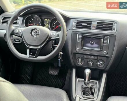 Черный Фольксваген Джетта, объемом двигателя 1.4 л и пробегом 126 тыс. км за 8900 $, фото 28 на Automoto.ua