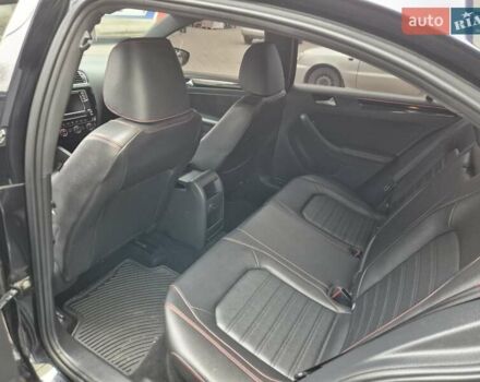 Чорний Фольксваген Джетта, об'ємом двигуна 2 л та пробігом 140 тис. км за 13000 $, фото 8 на Automoto.ua