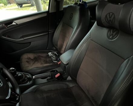 Чорний Фольксваген Джетта, об'ємом двигуна 1.4 л та пробігом 112 тис. км за 10800 $, фото 7 на Automoto.ua