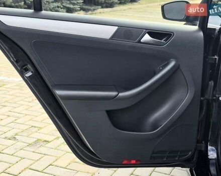 Черный Фольксваген Джетта, объемом двигателя 1.4 л и пробегом 126 тыс. км за 8900 $, фото 23 на Automoto.ua