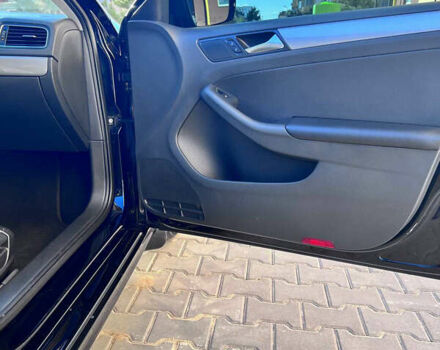 Черный Фольксваген Джетта, объемом двигателя 1.4 л и пробегом 156 тыс. км за 10500 $, фото 10 на Automoto.ua