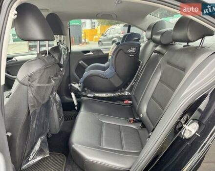 Фольксваген Джетта 2017 в Днепре (Днепропетровске) на Automoto.ua Черный Фольксваген Джетта, объемом двигателя 1.4 л и пробегом 125 тыс. км за 13000 $, фото 17 на Automoto.ua