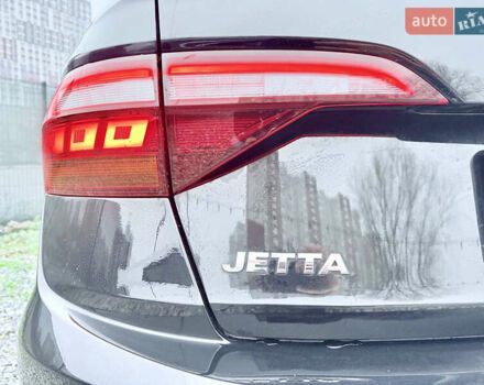 Чорний Фольксваген Джетта, об'ємом двигуна 1.4 л та пробігом 264 тис. км за 11900 $, фото 6 на Automoto.ua