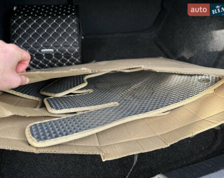 Черный Фольксваген Джетта, объемом двигателя 1.4 л и пробегом 155 тыс. км за 15350 $, фото 17 на Automoto.ua