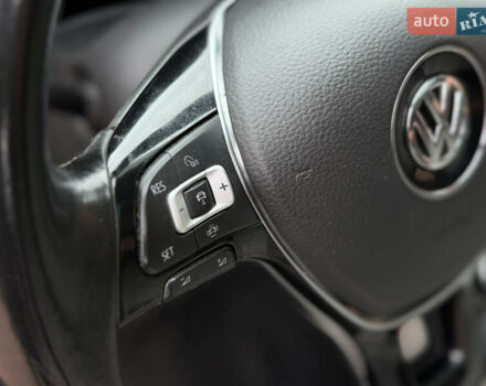 Черный Фольксваген Джетта, объемом двигателя 1.4 л и пробегом 177 тыс. км за 13500 $, фото 34 на Automoto.ua