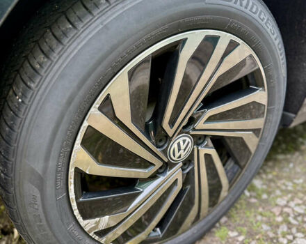 Черный Фольксваген Джетта, объемом двигателя 1.4 л и пробегом 155 тыс. км за 15350 $, фото 24 на Automoto.ua