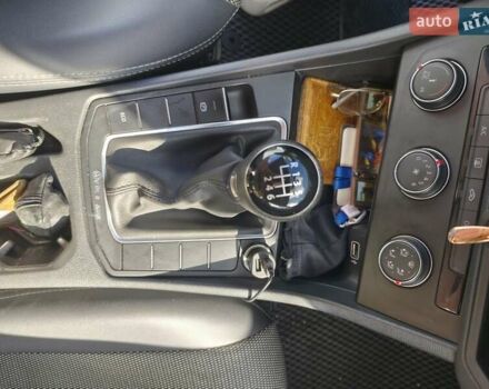 Черный Фольксваген Джетта, объемом двигателя 1.39 л и пробегом 92 тыс. км за 15800 $, фото 20 на Automoto.ua