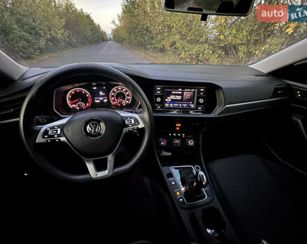 Черный Фольксваген Джетта, объемом двигателя 1.39 л и пробегом 175 тыс. км за 13700 $, фото 6 на Automoto.ua