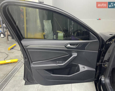 Чорний Фольксваген Джетта, об'ємом двигуна 1.4 л та пробігом 108 тис. км за 16000 $, фото 51 на Automoto.ua