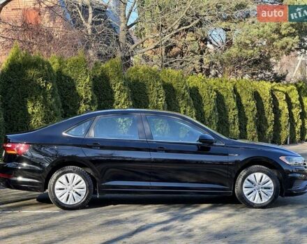 Черный Фольксваген Джетта, объемом двигателя 1.4 л и пробегом 180 тыс. км за 13890 $, фото 3 на Automoto.ua