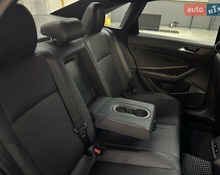 Чорний Фольксваген Джетта, об'ємом двигуна 1.4 л та пробігом 108 тис. км за 16000 $, фото 26 на Automoto.ua