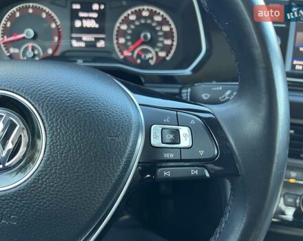 Черный Фольксваген Джетта, объемом двигателя 1.4 л и пробегом 180 тыс. км за 13890 $, фото 15 на Automoto.ua