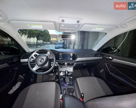 Черный Фольксваген Джетта, объемом двигателя 1.39 л и пробегом 175 тыс. км за 13700 $, фото 5 на Automoto.ua