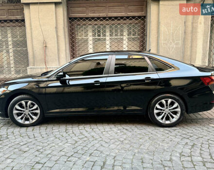 Черный Фольксваген Джетта, объемом двигателя 1.39 л и пробегом 175 тыс. км за 13700 $, фото 2 на Automoto.ua