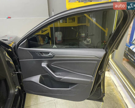 Чорний Фольксваген Джетта, об'ємом двигуна 1.4 л та пробігом 108 тис. км за 16000 $, фото 64 на Automoto.ua