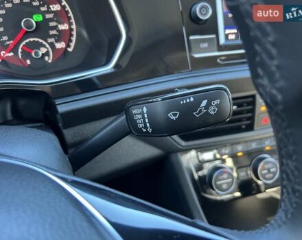 Черный Фольксваген Джетта, объемом двигателя 1.4 л и пробегом 180 тыс. км за 13890 $, фото 17 на Automoto.ua