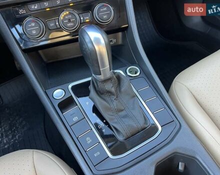 Черный Фольксваген Джетта, объемом двигателя 1.4 л и пробегом 180 тыс. км за 13890 $, фото 23 на Automoto.ua