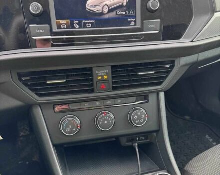 Чорний Фольксваген Джетта, об'ємом двигуна 1.4 л та пробігом 2 тис. км за 14200 $, фото 5 на Automoto.ua