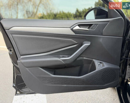 Чорний Фольксваген Джетта, об'ємом двигуна 1.4 л та пробігом 48 тис. км за 13499 $, фото 7 на Automoto.ua