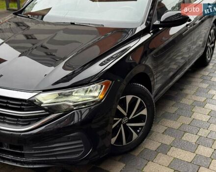 Черный Фольксваген Джетта, объемом двигателя 1.5 л и пробегом 181 тыс. км за 18500 $, фото 3 на Automoto.ua