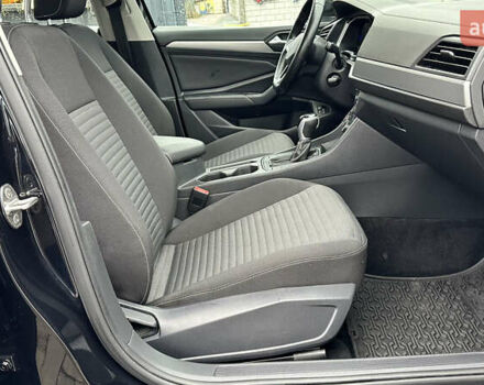 Черный Фольксваген Джетта, объемом двигателя 1.5 л и пробегом 130 тыс. км за 16900 $, фото 13 на Automoto.ua