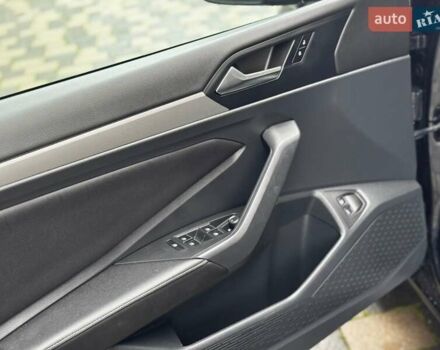 Черный Фольксваген Джетта, объемом двигателя 1.5 л и пробегом 181 тыс. км за 18500 $, фото 39 на Automoto.ua