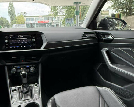 Чорний Фольксваген Джетта, об'ємом двигуна 1.5 л та пробігом 7 тис. км за 23499 $, фото 73 на Automoto.ua