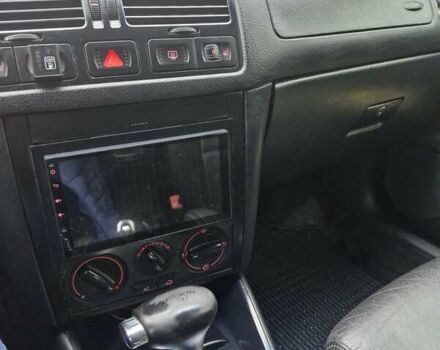 Черный Фольксваген Джетта, объемом двигателя 1.98 л и пробегом 230 тыс. км за 4500 $, фото 2 на Automoto.ua