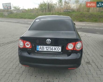 Черный Фольксваген Джетта, объемом двигателя 1.6 л и пробегом 235 тыс. км за 5300 $, фото 2 на Automoto.ua