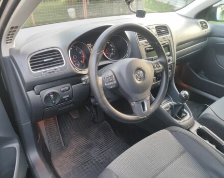 Чорний Фольксваген Джетта, об'ємом двигуна 2.5 л та пробігом 300 тис. км за 9500 $, фото 1 на Automoto.ua