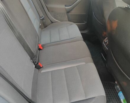 Чорний Фольксваген Джетта, об'ємом двигуна 2.5 л та пробігом 300 тис. км за 9500 $, фото 22 на Automoto.ua