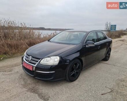 Черный Фольксваген Джетта, объемом двигателя 1.6 л и пробегом 154 тыс. км за 5999 $, фото 1 на Automoto.ua