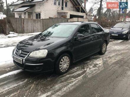 Черный Фольксваген Джетта, объемом двигателя 1.6 л и пробегом 300 тыс. км за 5500 $, фото 1 на Automoto.ua