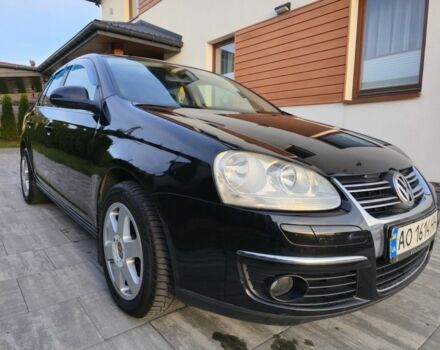 Черный Фольксваген Джетта, объемом двигателя 1.6 л и пробегом 235 тыс. км за 5500 $, фото 1 на Automoto.ua