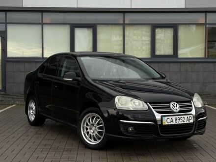 Черный Фольксваген Джетта, объемом двигателя 1.6 л и пробегом 251 тыс. км за 4700 $, фото 1 на Automoto.ua
