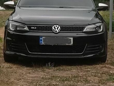 Фольксваген Джетта 2013 в Карловке на Automoto.ua Черный Фольксваген Джетта, объемом двигателя 2 л и пробегом 190 тыс. км за 10900 $, фото 1 на Automoto.ua