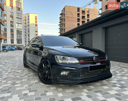 Чорний Фольксваген Джетта, об'ємом двигуна 2 л та пробігом 151 тис. км за 10990 $, фото 1 на Automoto.ua