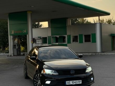 Фольксваген Джетта 2016 в Днепре (Днепропетровске) на Automoto.ua Черный Фольксваген Джетта, объемом двигателя 1.8 л и пробегом 162 тыс. км за 10800 $, фото 1 на Automoto.ua