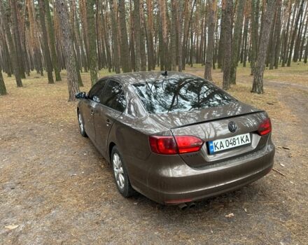 Коричневий Фольксваген Джетта, об'ємом двигуна 2.5 л та пробігом 250 тис. км за 7700 $, фото 3 на Automoto.ua