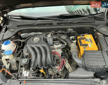 Коричневий Фольксваген Джетта, об'ємом двигуна 1.98 л та пробігом 270 тис. км за 7000 $, фото 4 на Automoto.ua