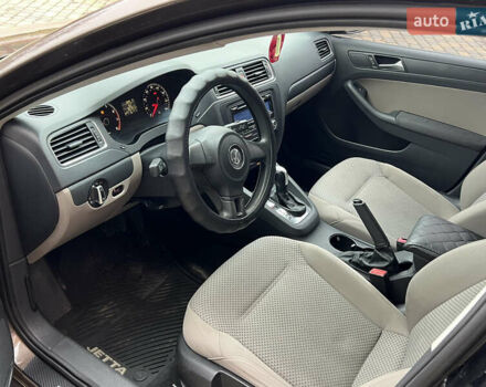 Коричневий Фольксваген Джетта, об'ємом двигуна 1.98 л та пробігом 270 тис. км за 7000 $, фото 7 на Automoto.ua