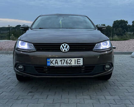 Коричневый Фольксваген Джетта, объемом двигателя 1.39 л и пробегом 261 тыс. км за 9000 $, фото 1 на Automoto.ua